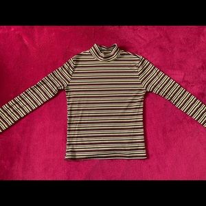 Multi-color turtle neck